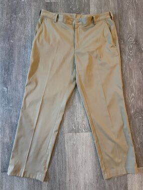 Nike Golf Dri-FIT Khakis Beige Pants Men's 34x30 Stretch Quick Dry Pockets